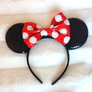Mini Mouse sequin ears